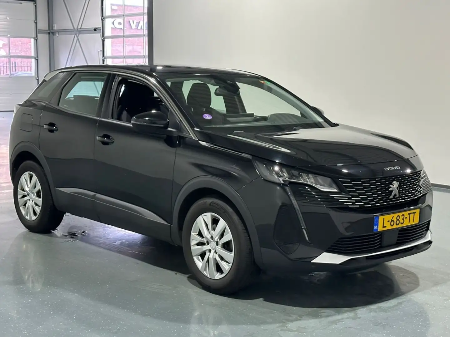 Peugeot 3008 1.2 PureT. Trekhaak Camera Navi Nieuw Model Zwart - 2