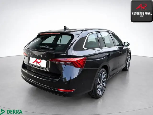 Skoda Octavia view 3