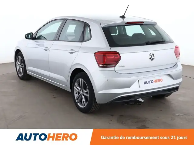 Volkswagen Polo view 4