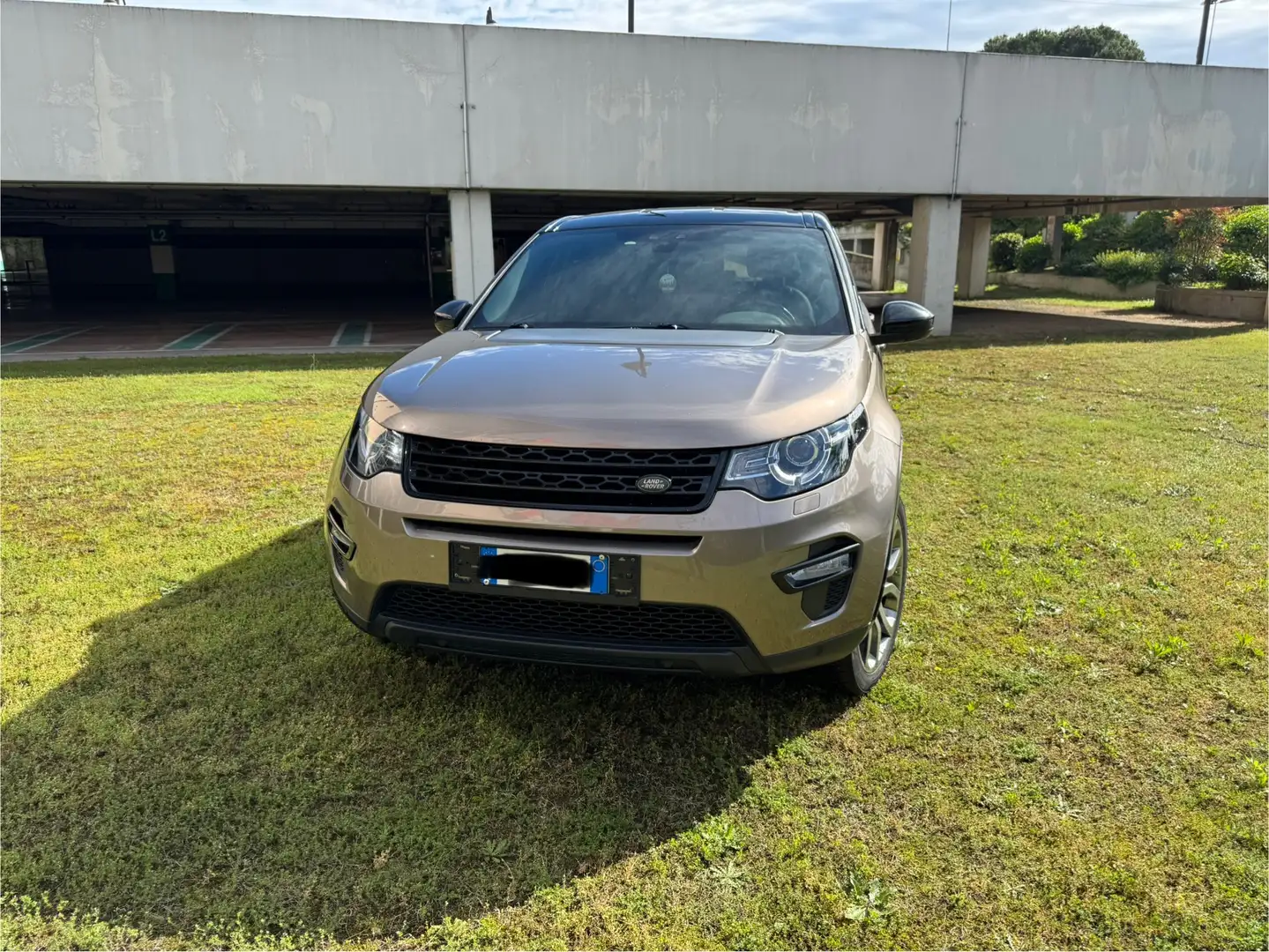 Land Rover Discovery Sport 1999 disel 110kw Marrone - 2