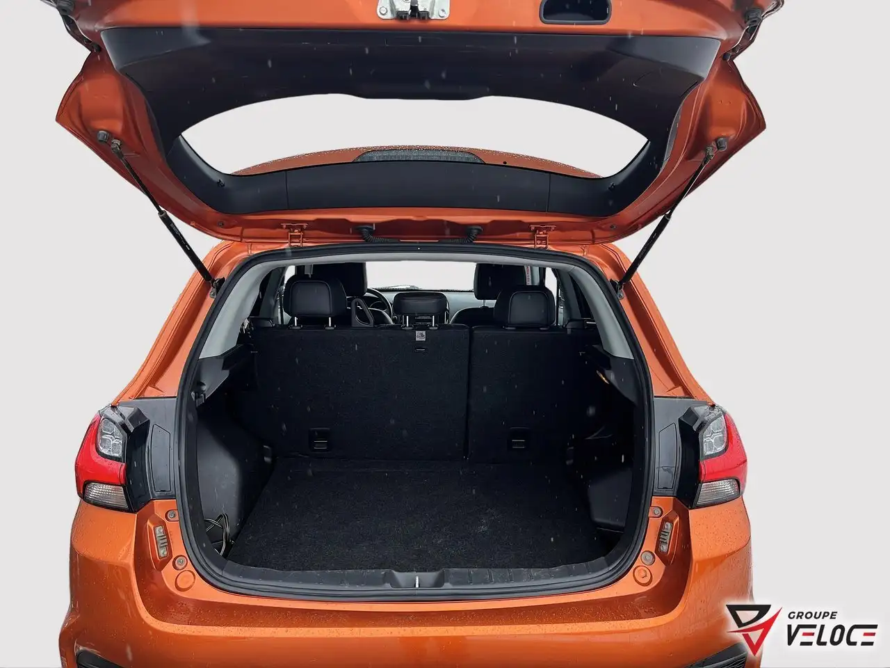 Mitsubishi RVR снимка Mitsubishi RVR