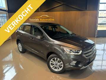 1.5 EcoBoost Titanium Navigatie Airco PDC LMV AWD