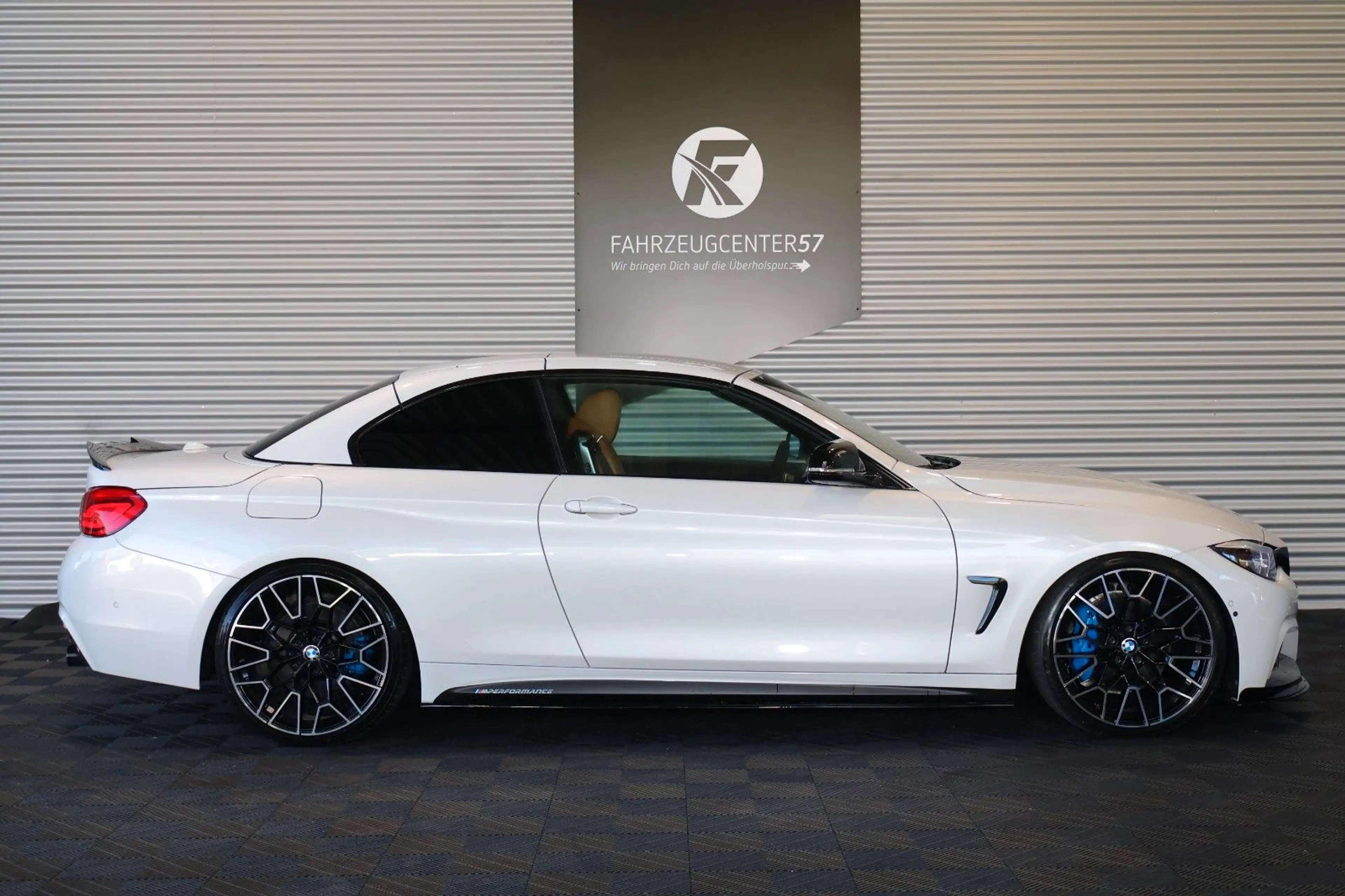 BMW 440 i Cabrio M-PAKET/360°/H&K/TOTW/CARPLAY/20" — photo 5