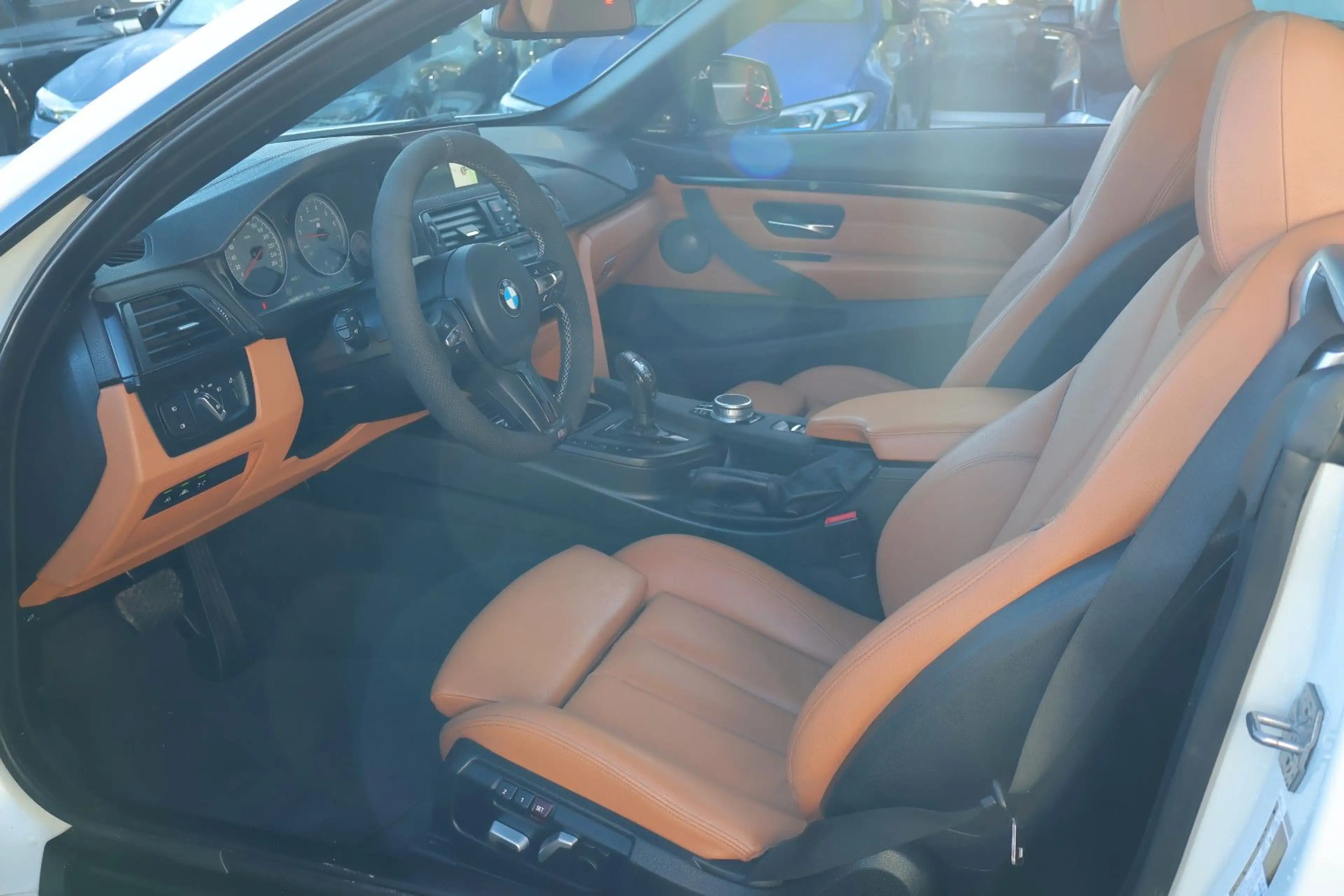 BMW 440 i Cabrio M-PAKET/360°/H&K/TOTW/CARPLAY/20" — photo 14