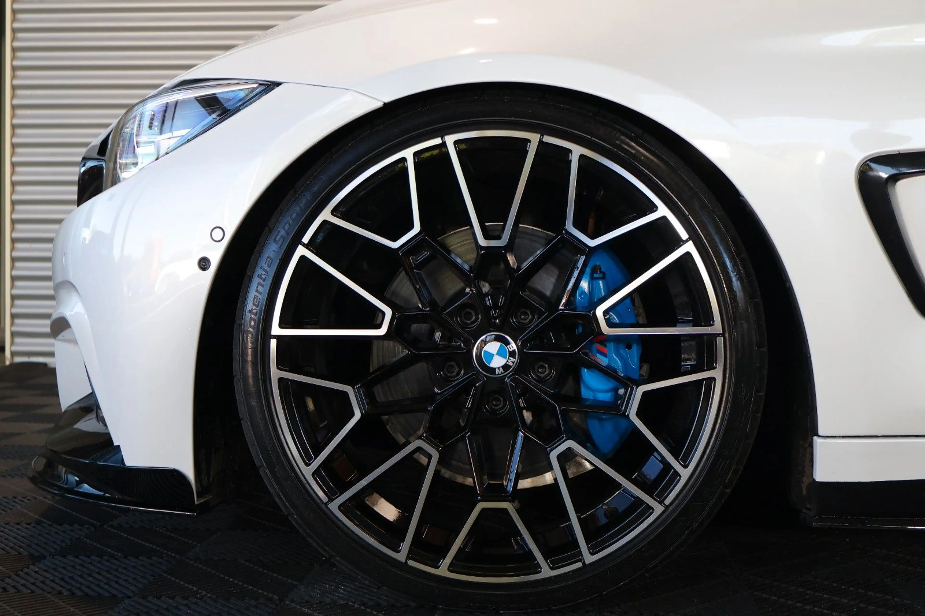 BMW 440 i Cabrio M-PAKET/360°/H&K/TOTW/CARPLAY/20" — photo 3