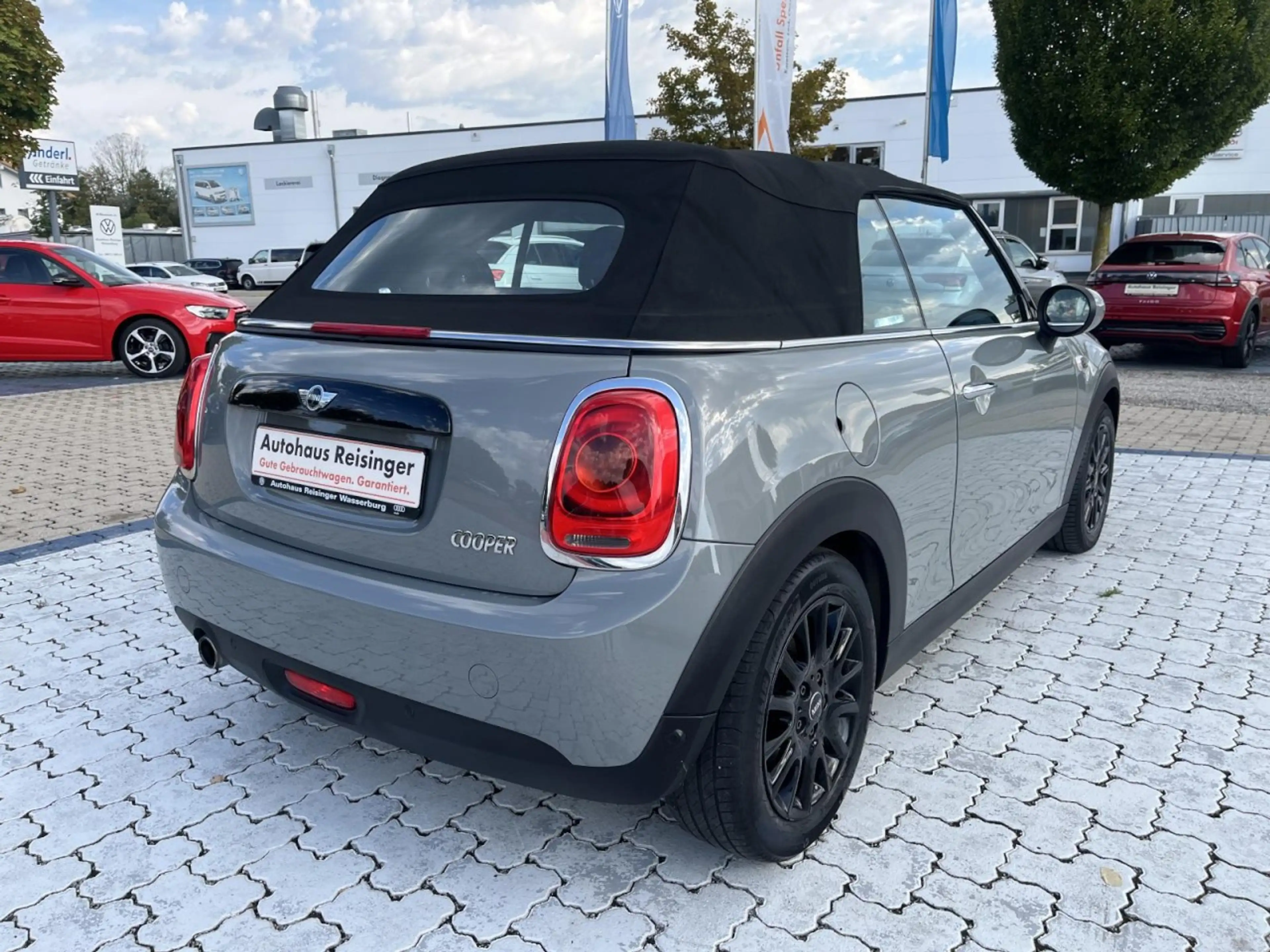 MINI Cooper Cabrio 1,5 (Navi+Sitzh.+PDC+CarbonBlackLine) — photo 2