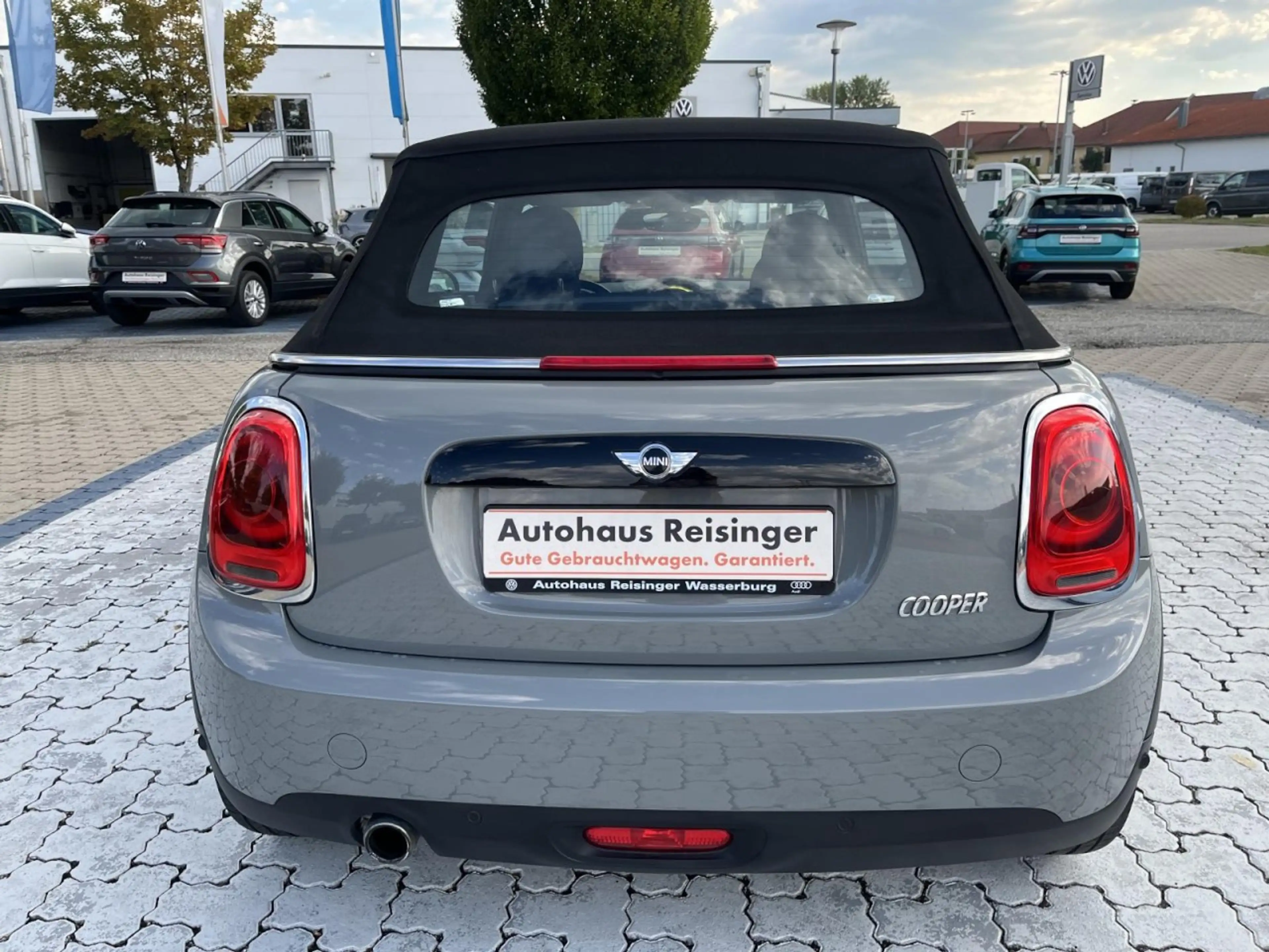 MINI Cooper Cabrio 1,5 (Navi+Sitzh.+PDC+CarbonBlackLine) — photo 5