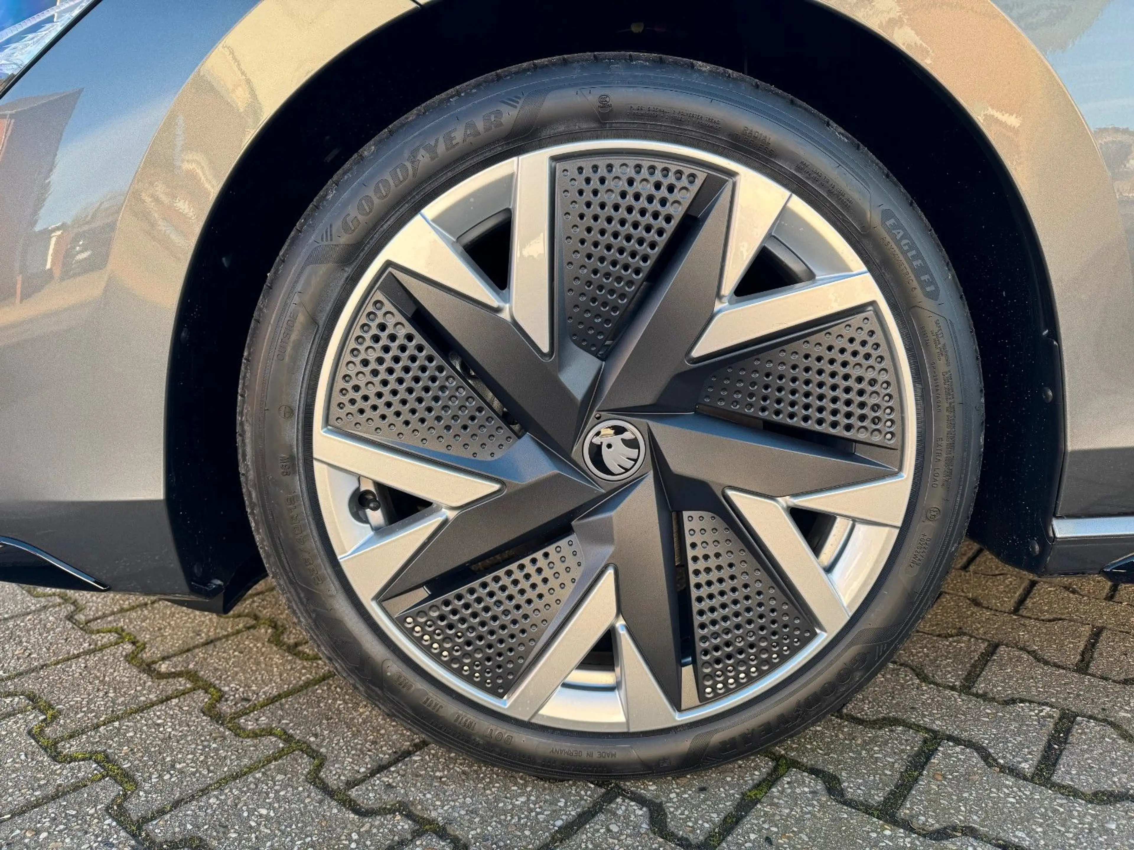 Skoda Superb Combi Sportline — photo 6