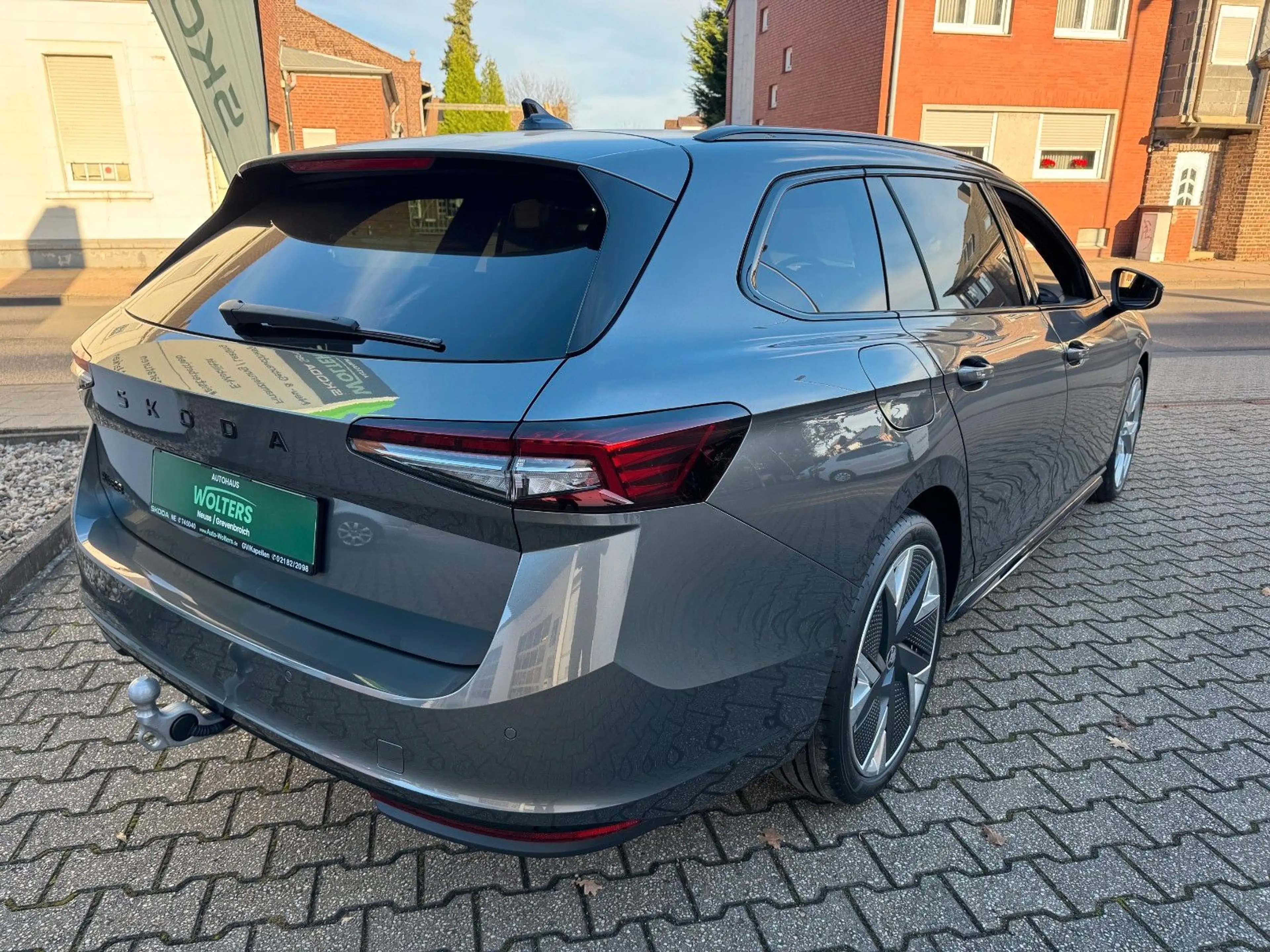 Skoda Superb Combi Sportline — photo 4
