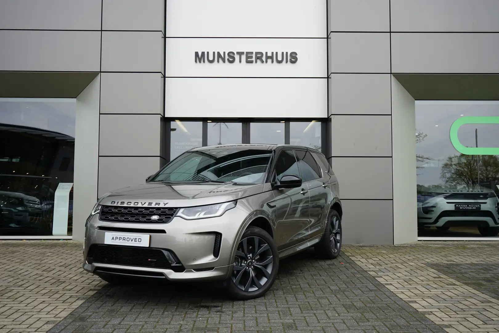 Land Rover Discovery Sport P300e 1.5 R-Dynamic SE - Meridian Surround - Grijs - 1
