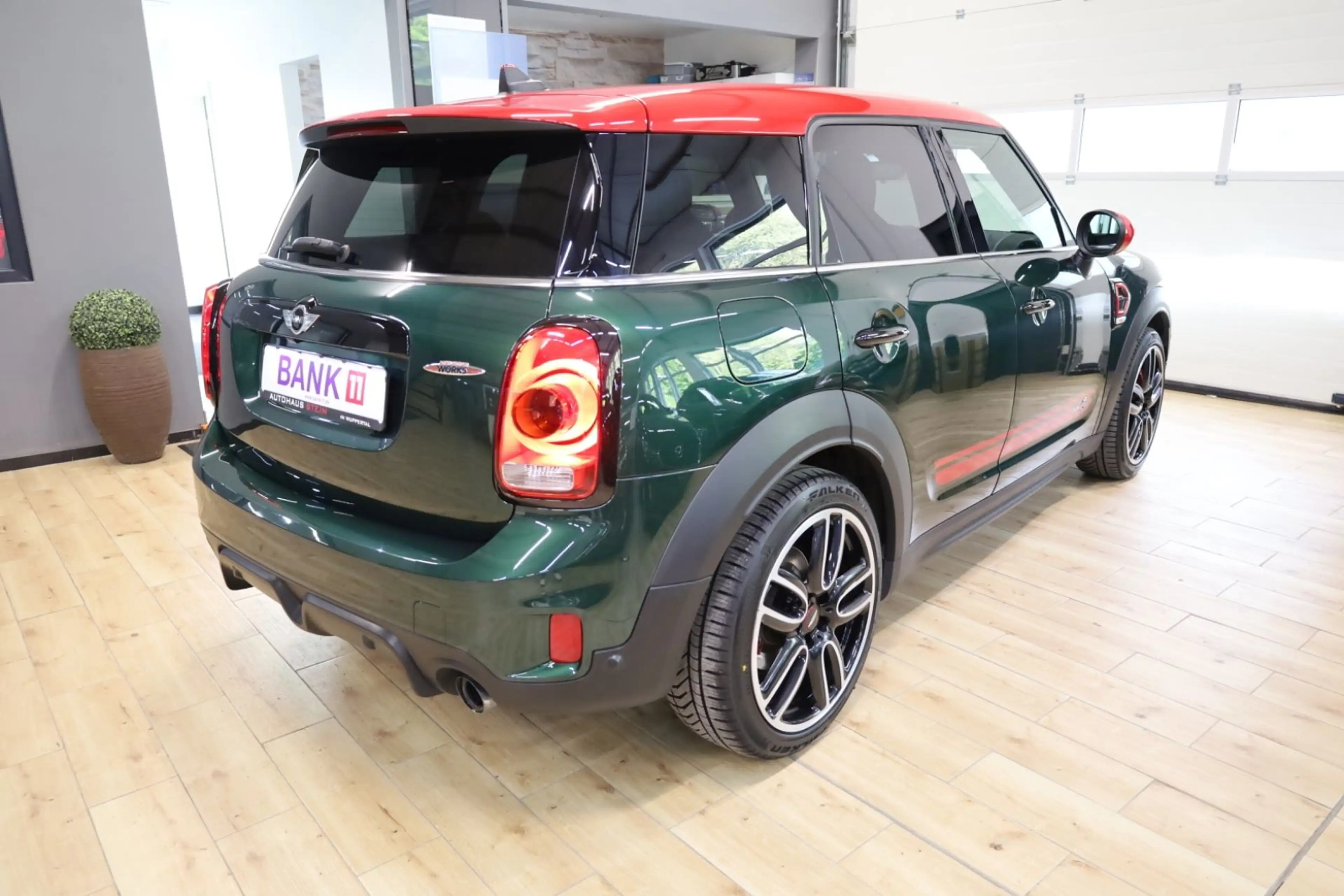 MINI John Cooper Works Countryman ALL4 — photo 6