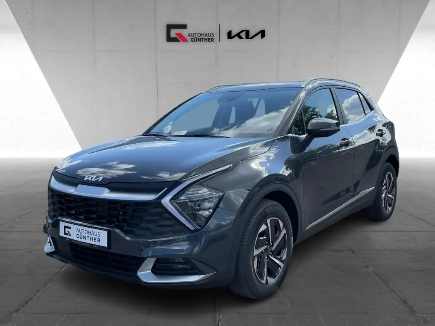 Kia Sportage Vision Hybrid 1.6 T-GDI HEV Komfort Grijs - 1