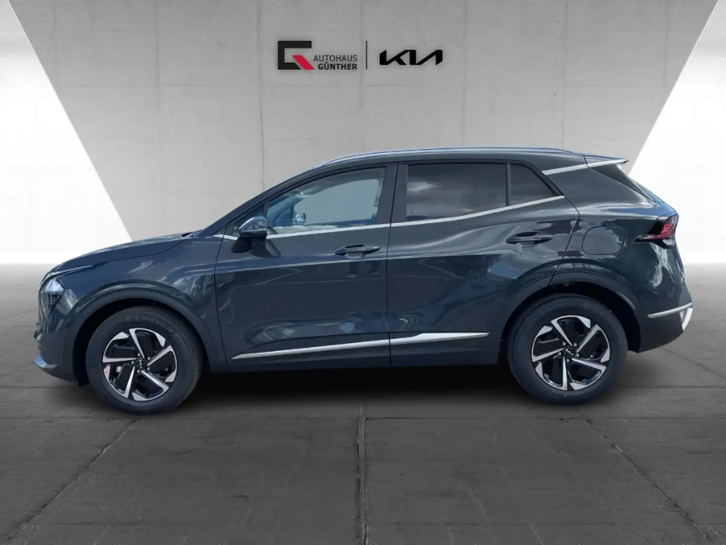 Kia Sportage Vision Hybrid 1.6 T-GDI HEV Komfort Grijs - 2