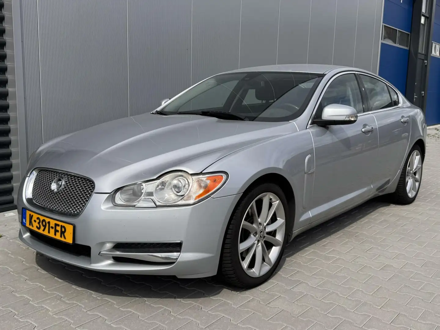 Jaguar XF 4.2 V8 Premium Luxury Read text/goed lezen Grau - 1