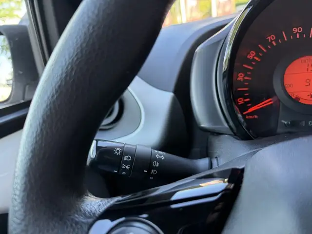 Peugeot 108 view 22