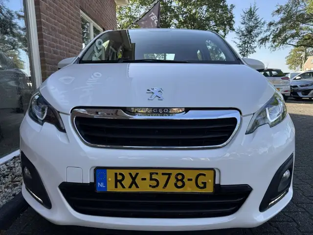 Peugeot 108 view 13