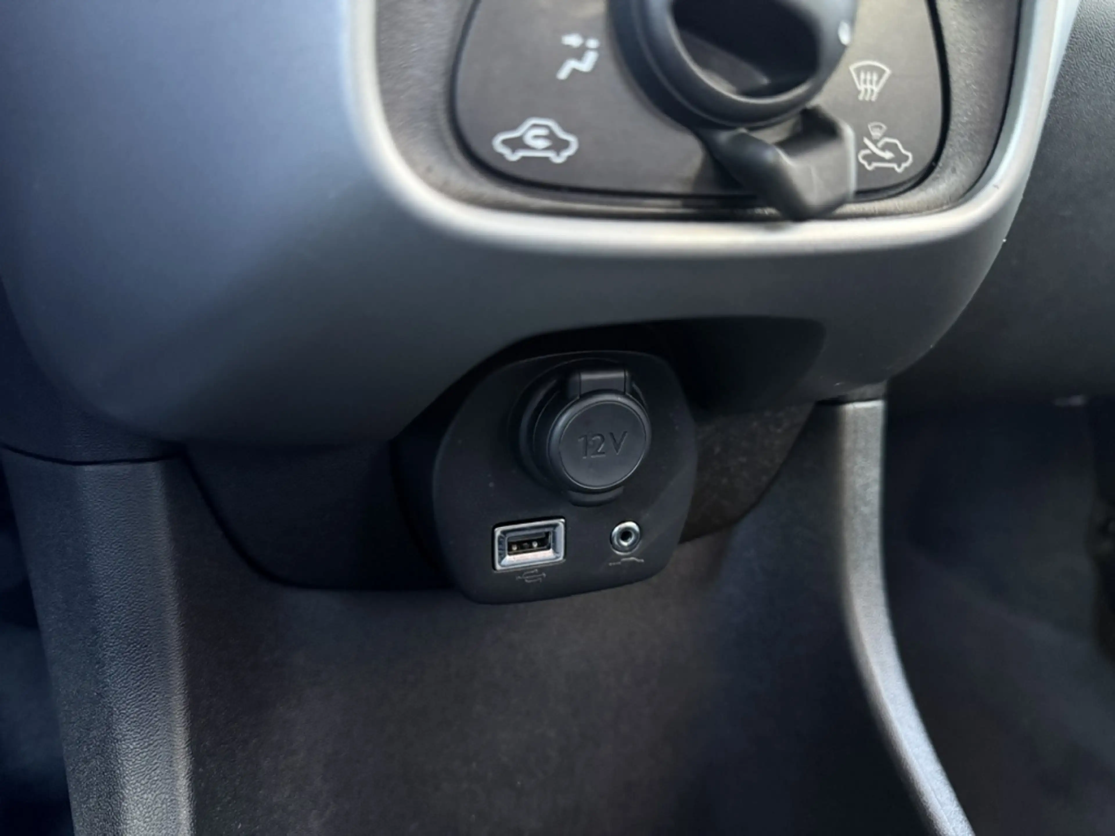 Peugeot 108 1.0 e-VTi Active AIRCO / ELEK.RAMEN / CV+AB / INCL — photo 26