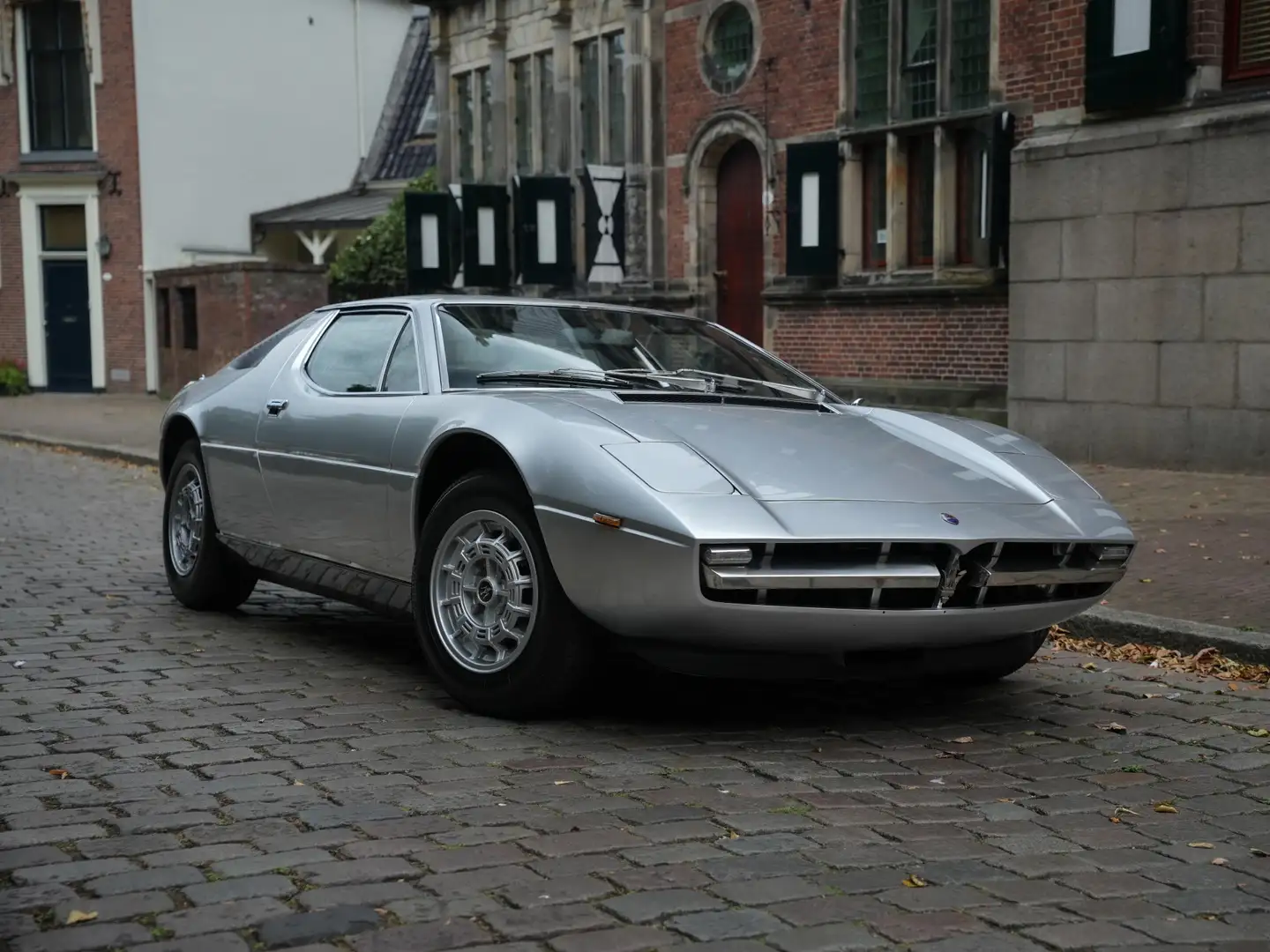 Maserati Merak 3000 V6 l Fully restored l Official show-car 1975 Stříbrná - 1