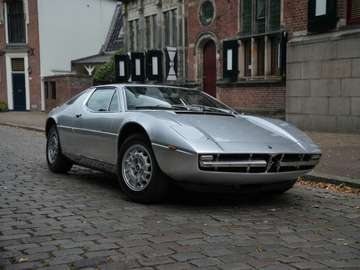 3000 V6 l Fully restored l Official show-car 1975