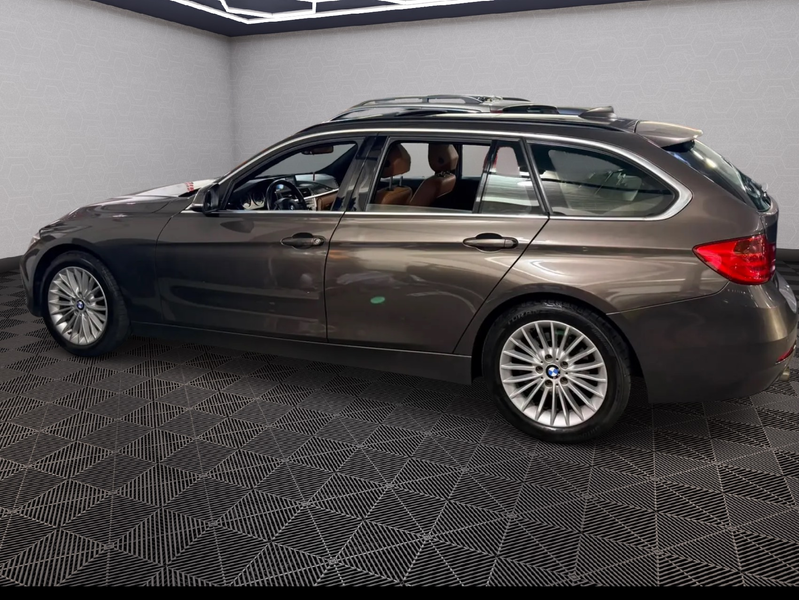 BMW 318 Touring 318 dA — photo 3