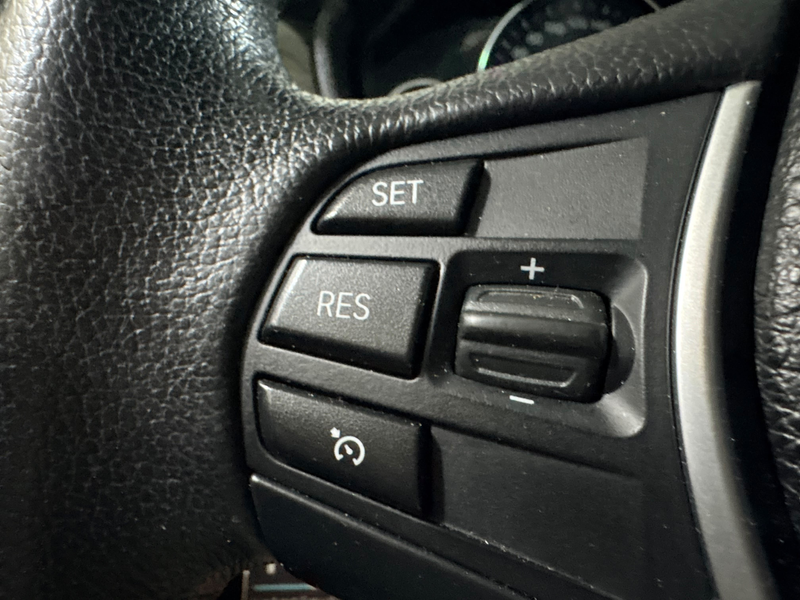 BMW 318 Touring 318 dA — photo 12