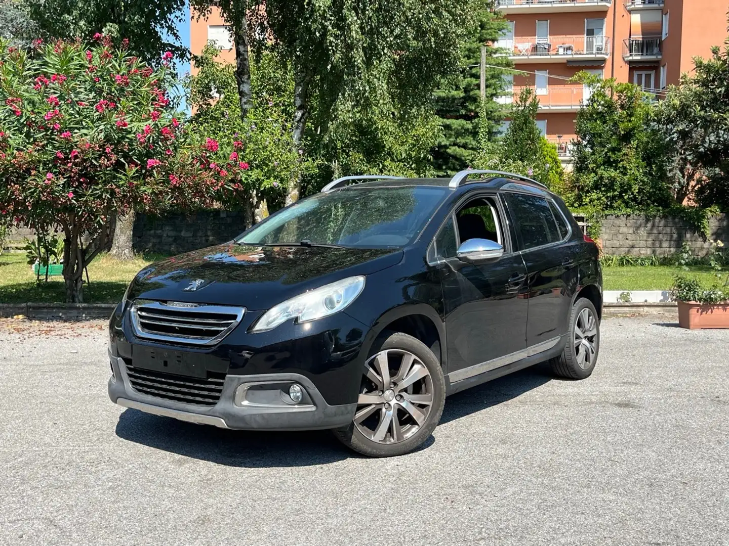 Peugeot 2008 2008 1.6 e-hdi 8v Allure s Nero - 1