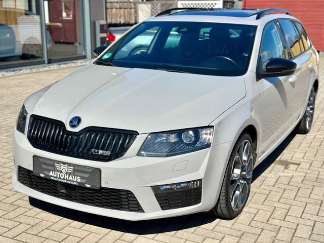 Imagine Skoda Octavia Combi RS 2.0 TSI,DSG,LED,Pano,Kamera,VOL