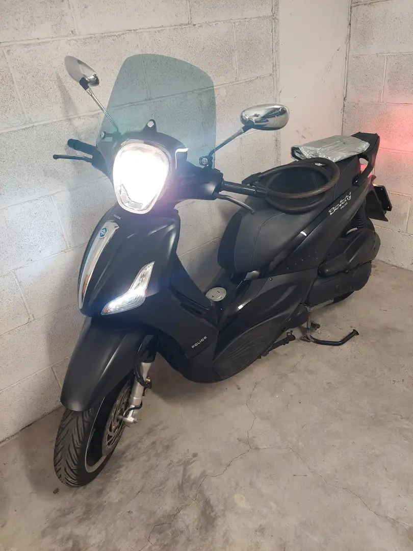Piaggio Beverly 300 Police Nero - 1