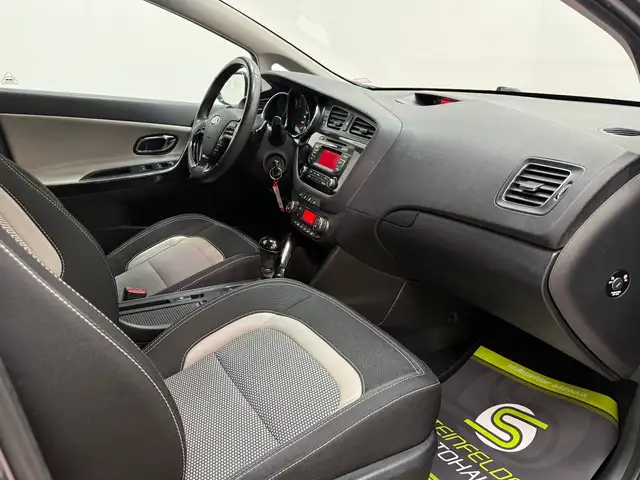 Kia Ceed view 10