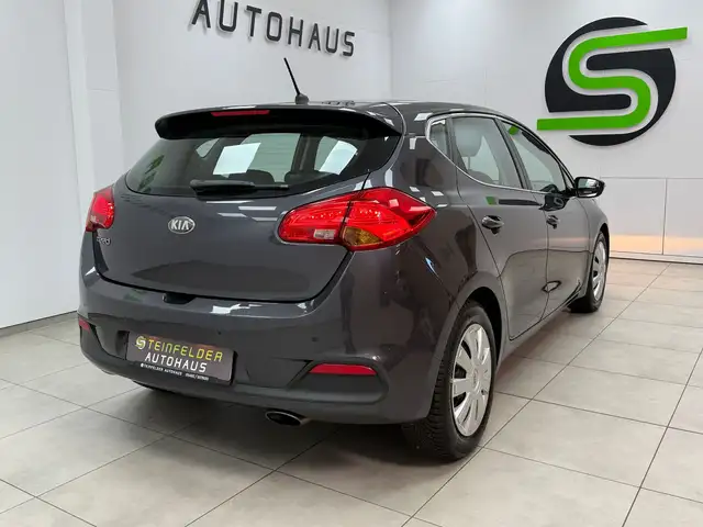 Kia Ceed view 7