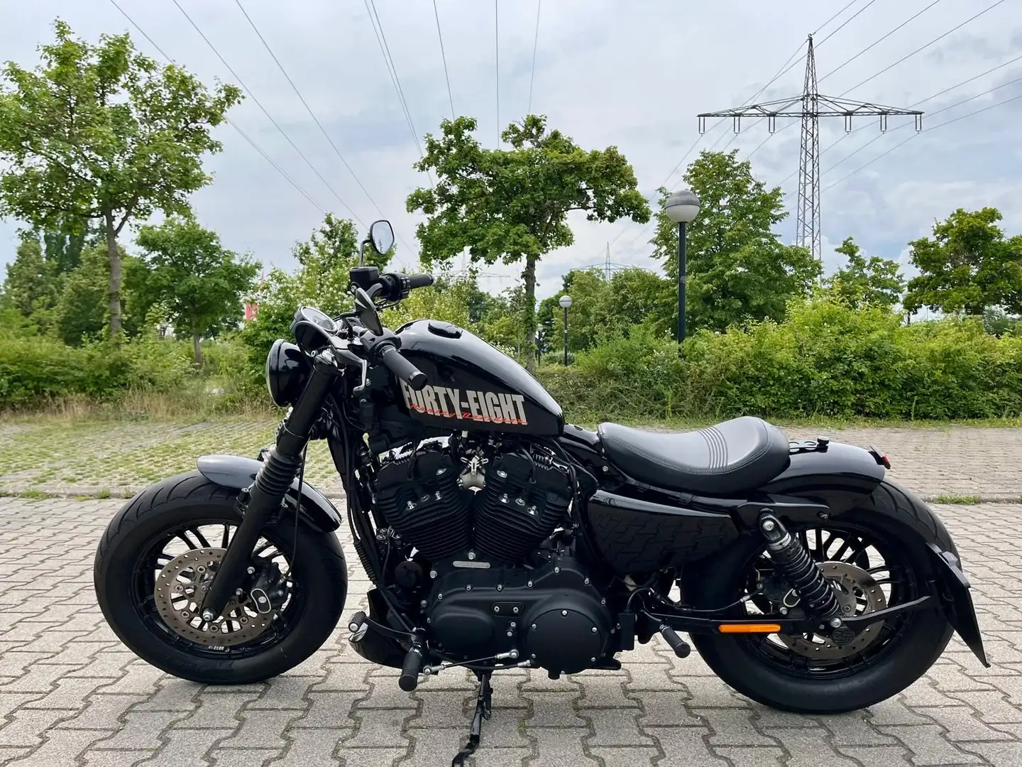 Harley-Davidson Sportster Forty Eight CUSTOM Negru - 1