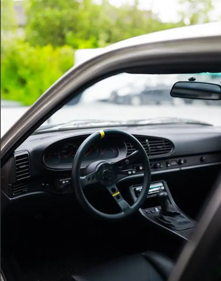 Porsche 944 снимка Porsche 944