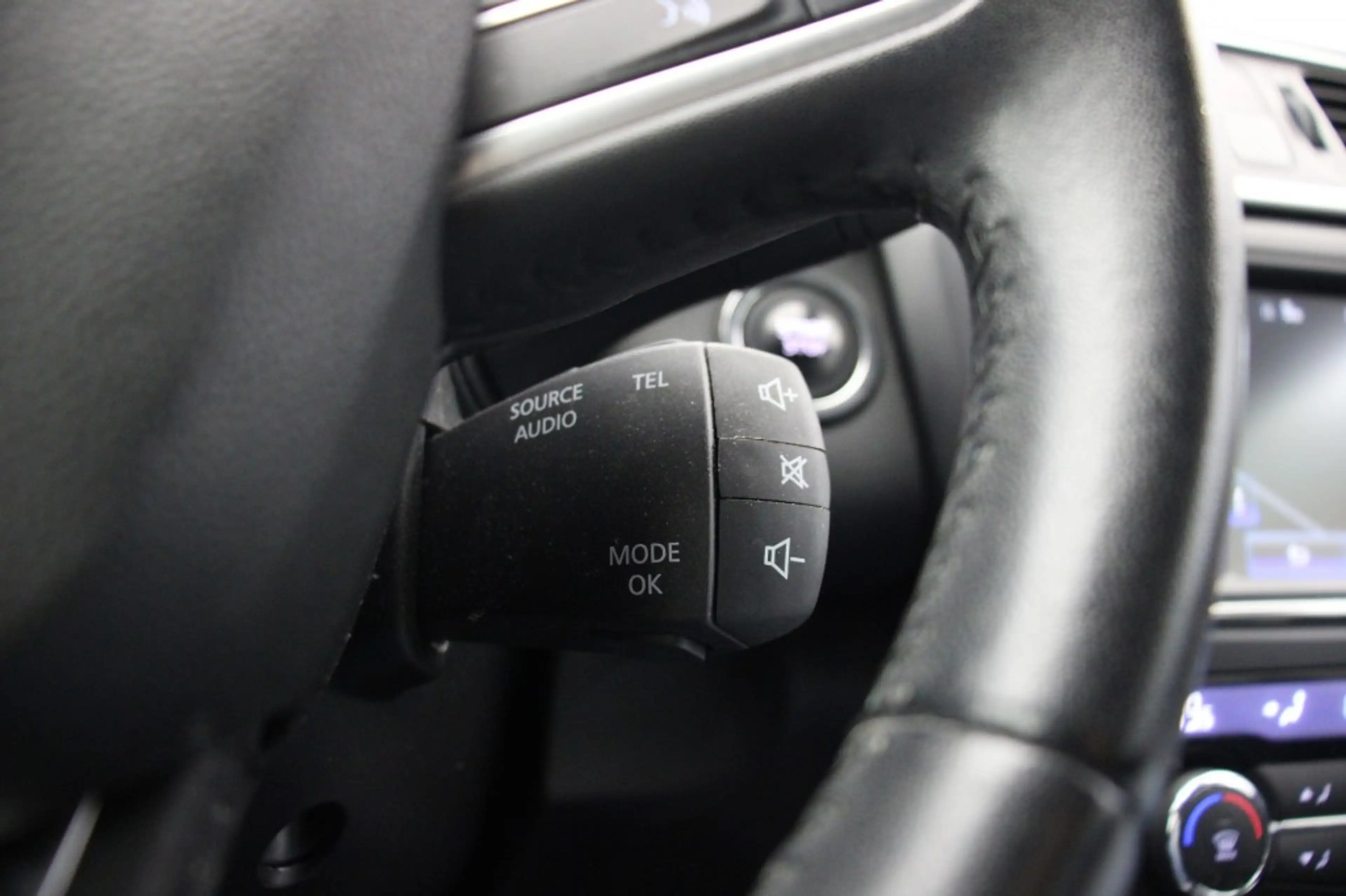 Renault Kadjar 1.2 TCe Intens - Navi, Cruise, Clima, Half Leer, K — photo 26