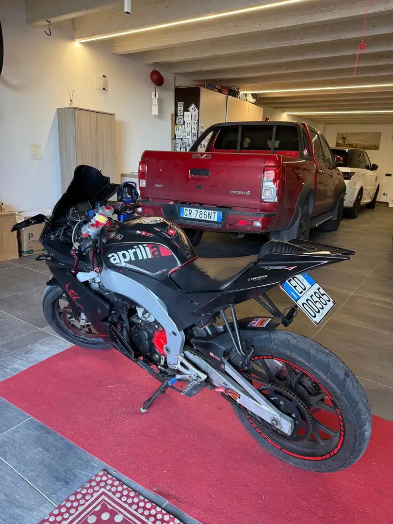 Aprilia RS4 125 Nero - 2