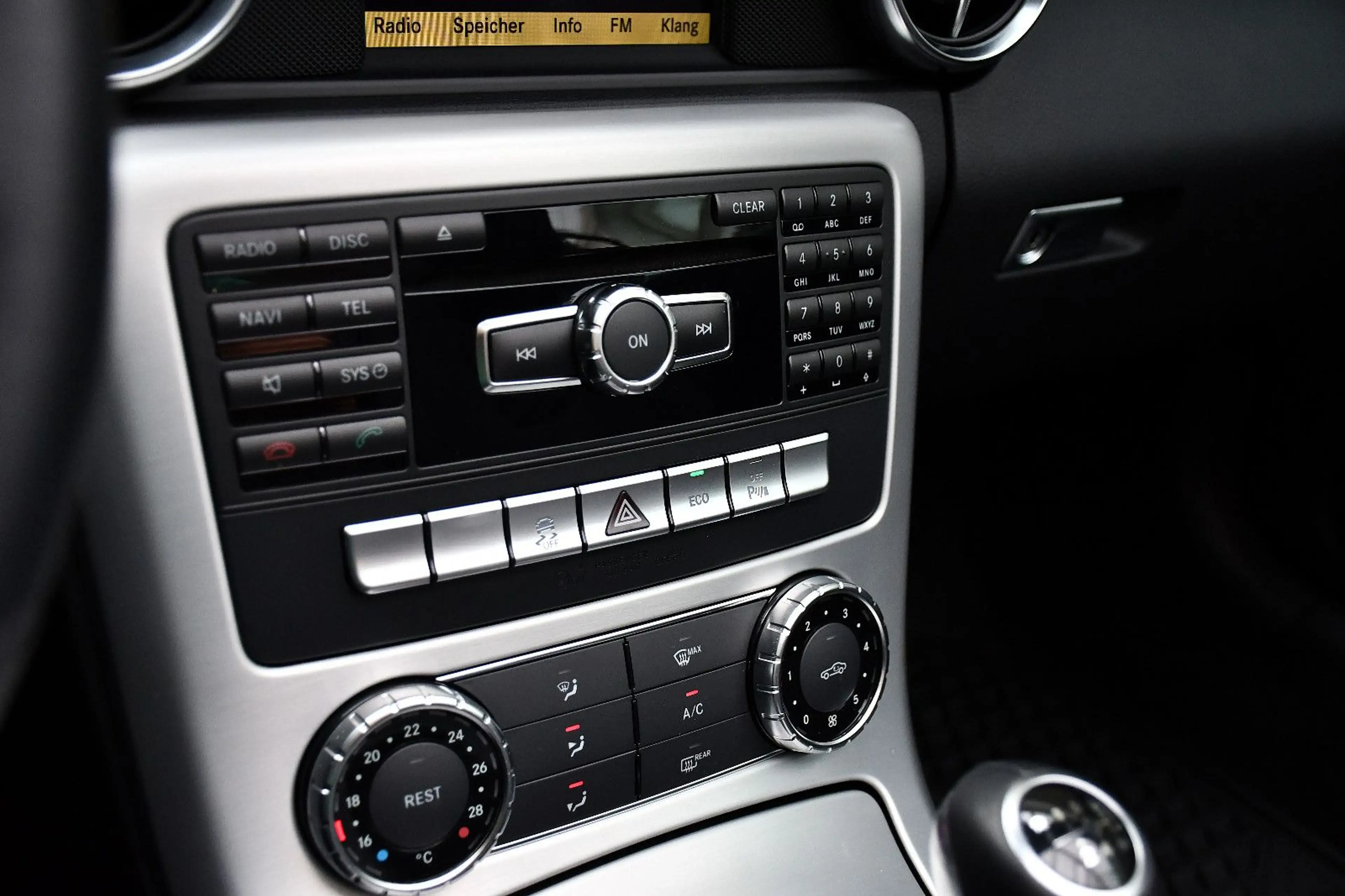 Mercedes-Benz SLK 200 Roadster BlueEfficiency PDC Navi 17Tkm — photo 15