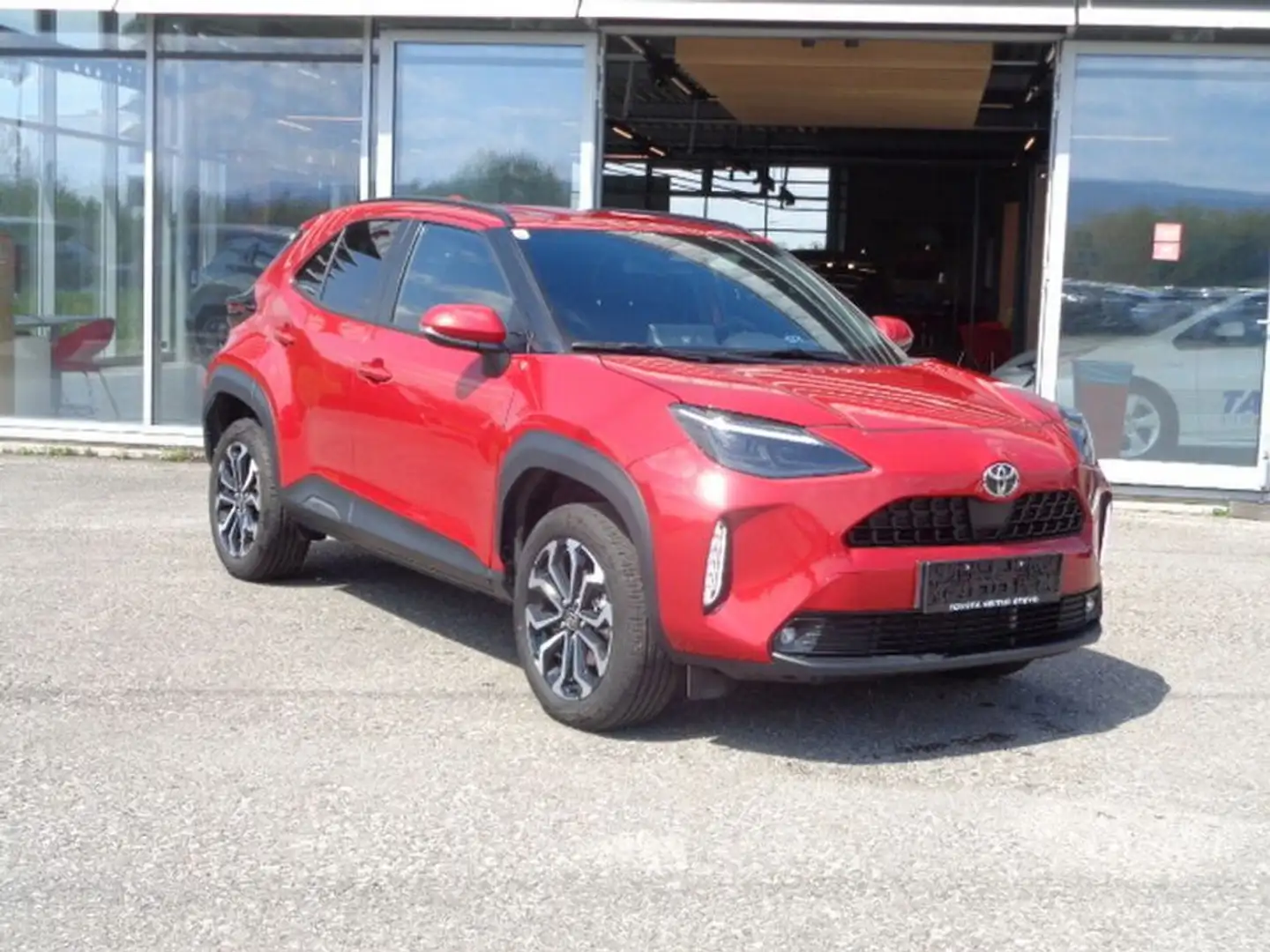 Toyota Yaris Cross Hybrid FWD Active Drive *NEUWERTIG Rot - 1
