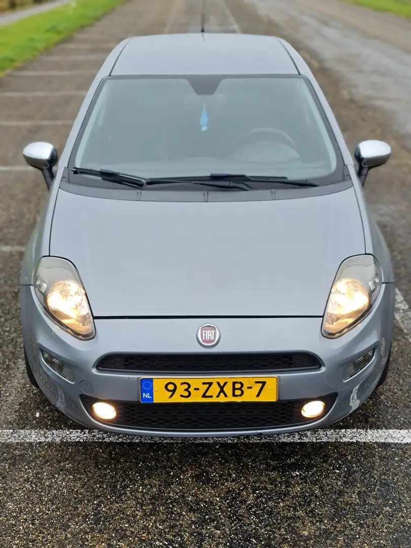 Fiat Punto Evo 0.9 TwinAir Sport Turbo Gris - 2