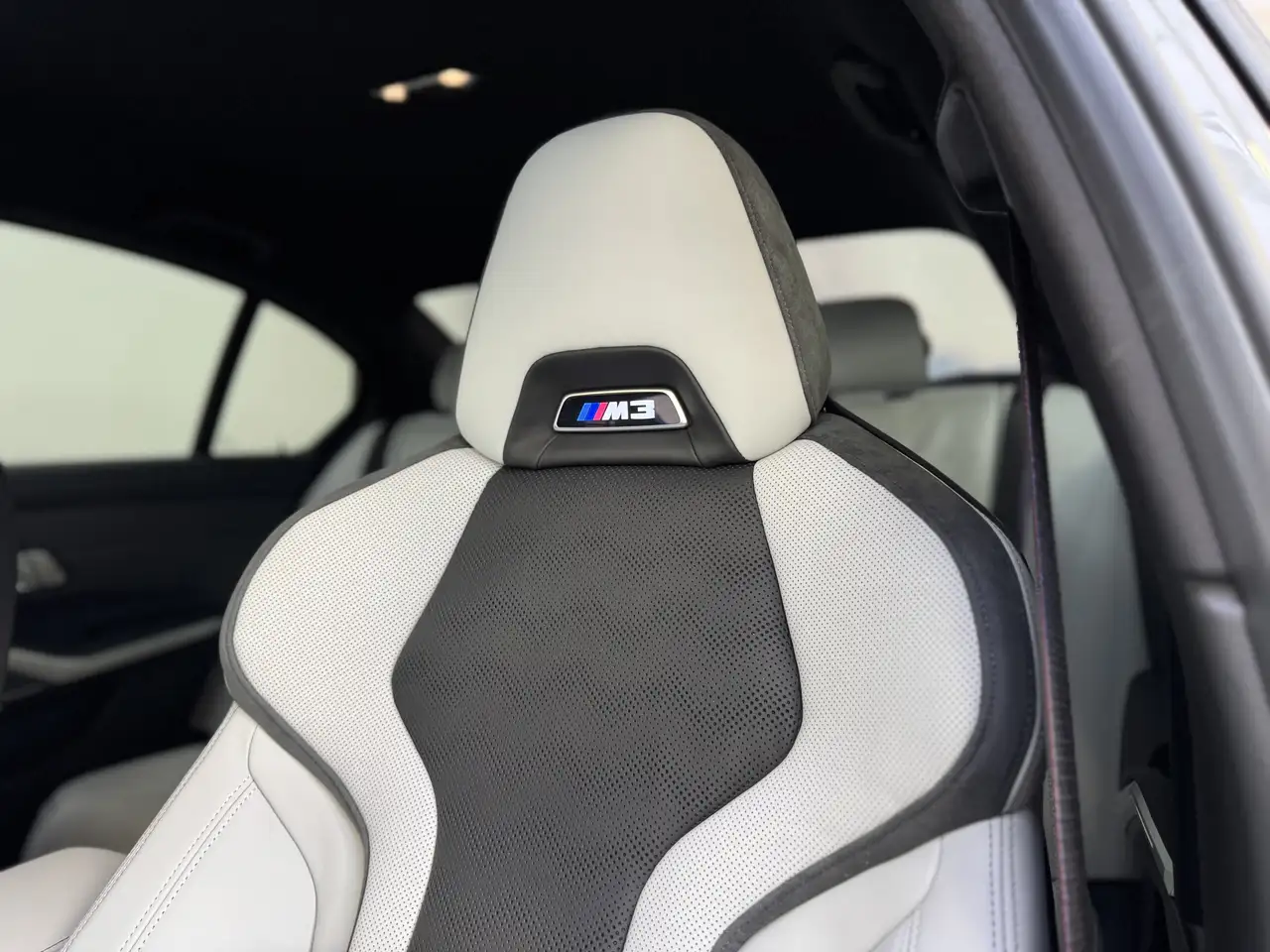 BMW M3 xDrive Competition Sitzlüftung ACC 360° 14