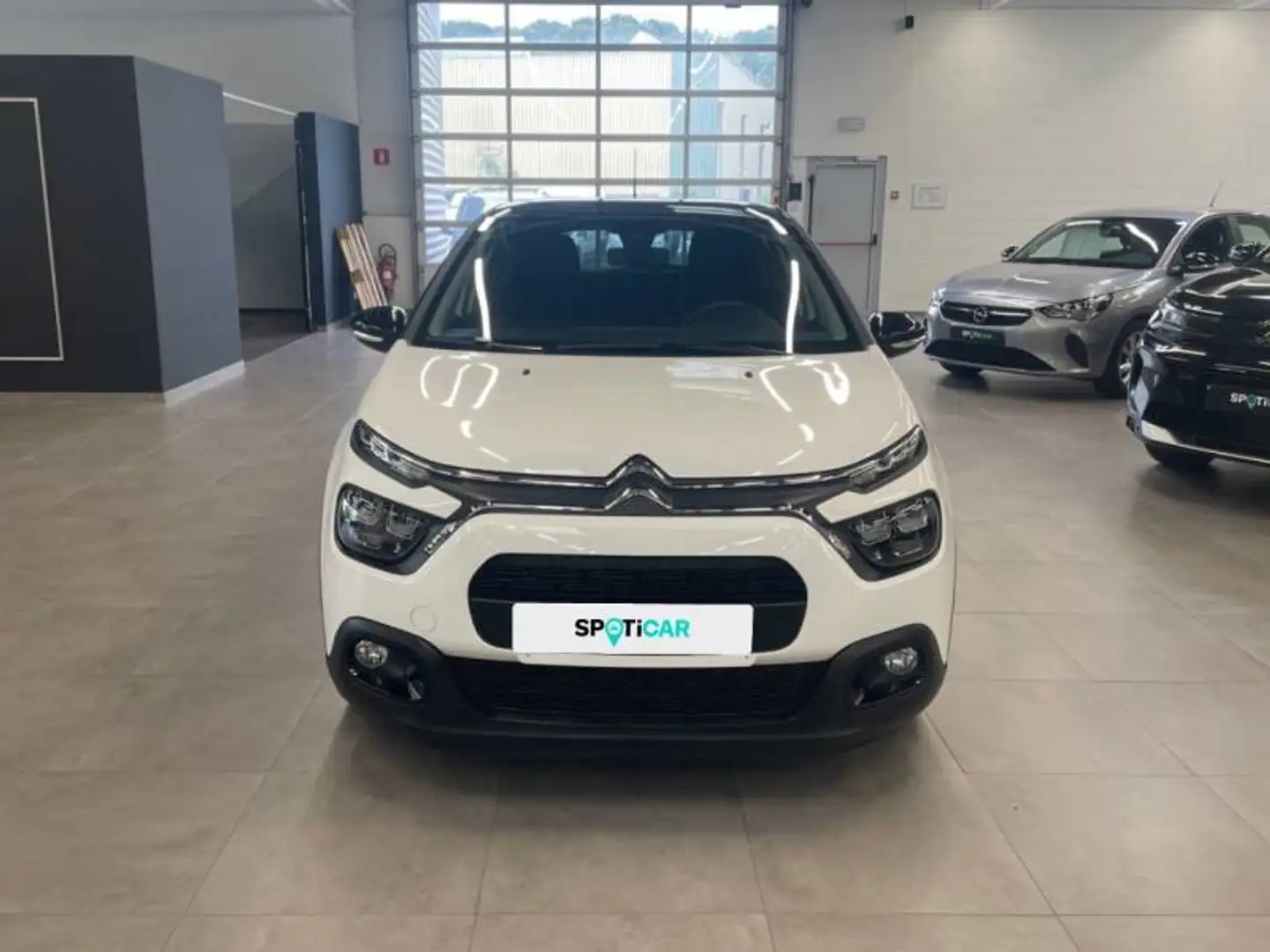 Citroen C3 3 1.2 PureTech 83 S&S MAN Feel Blanco - 2