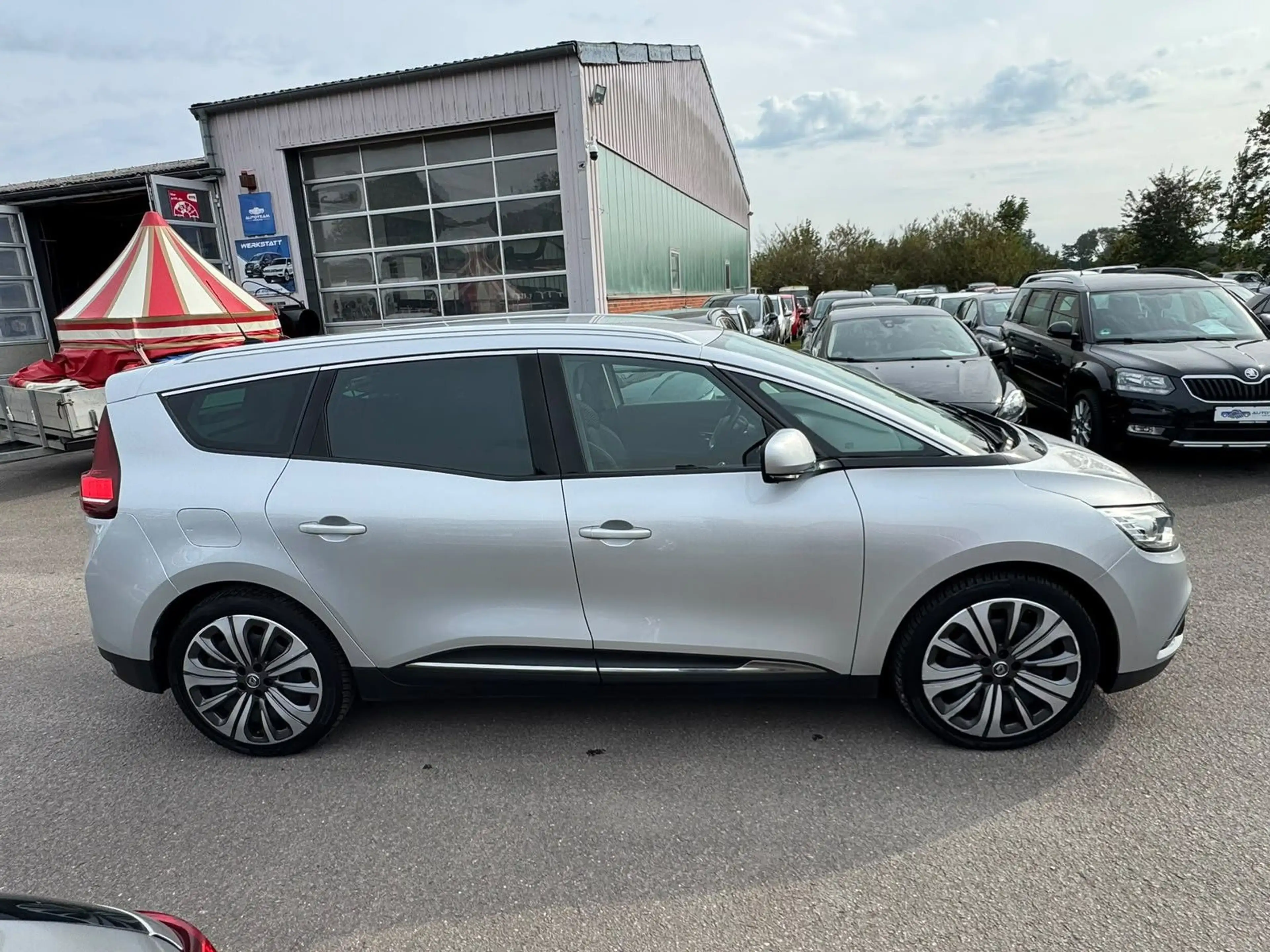 Renault Scenic IV Grand Business Edition AHK/CARPLAY/NAV — photo 4