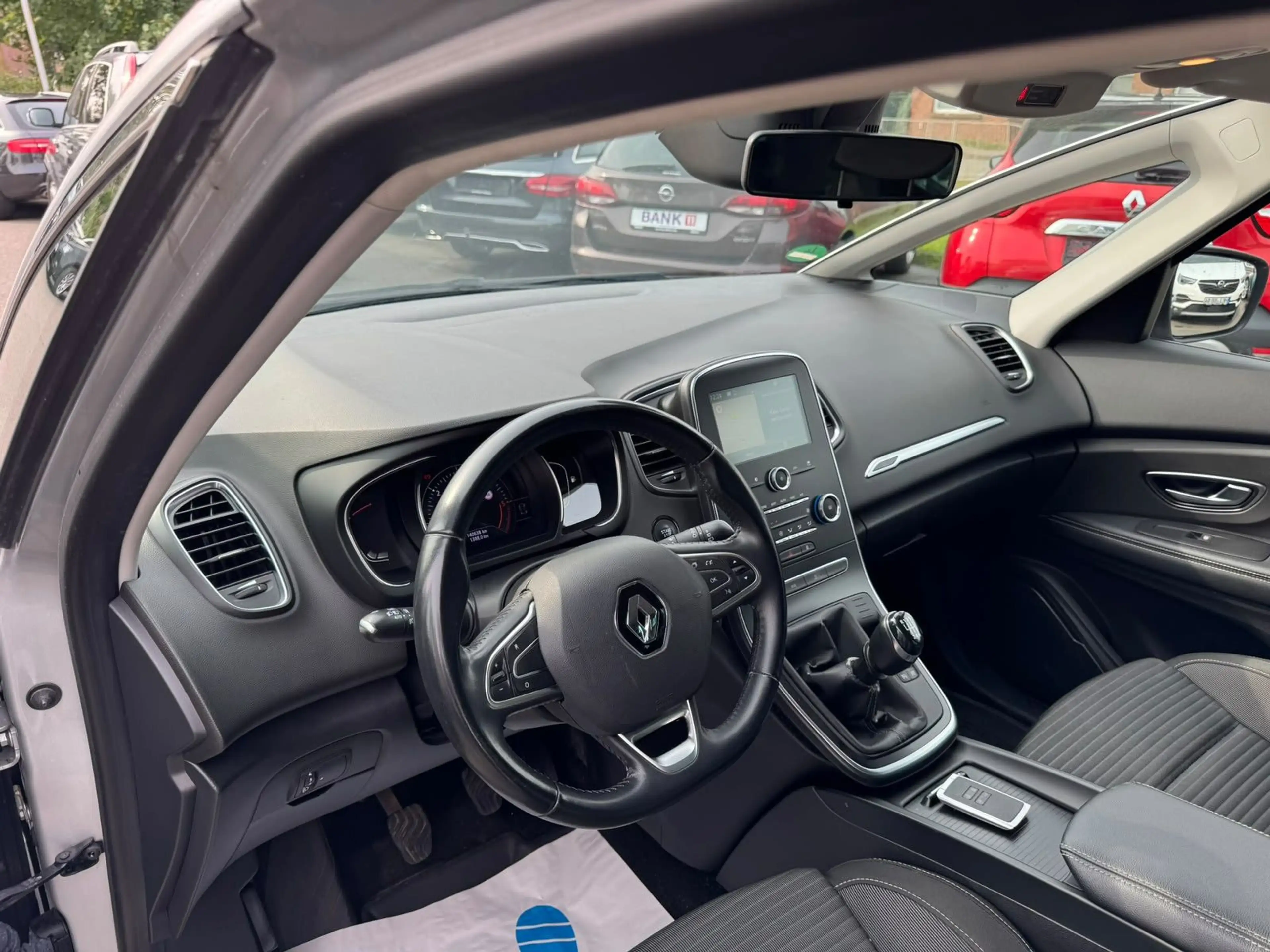 Renault Scenic IV Grand Business Edition AHK/CARPLAY/NAV — photo 10