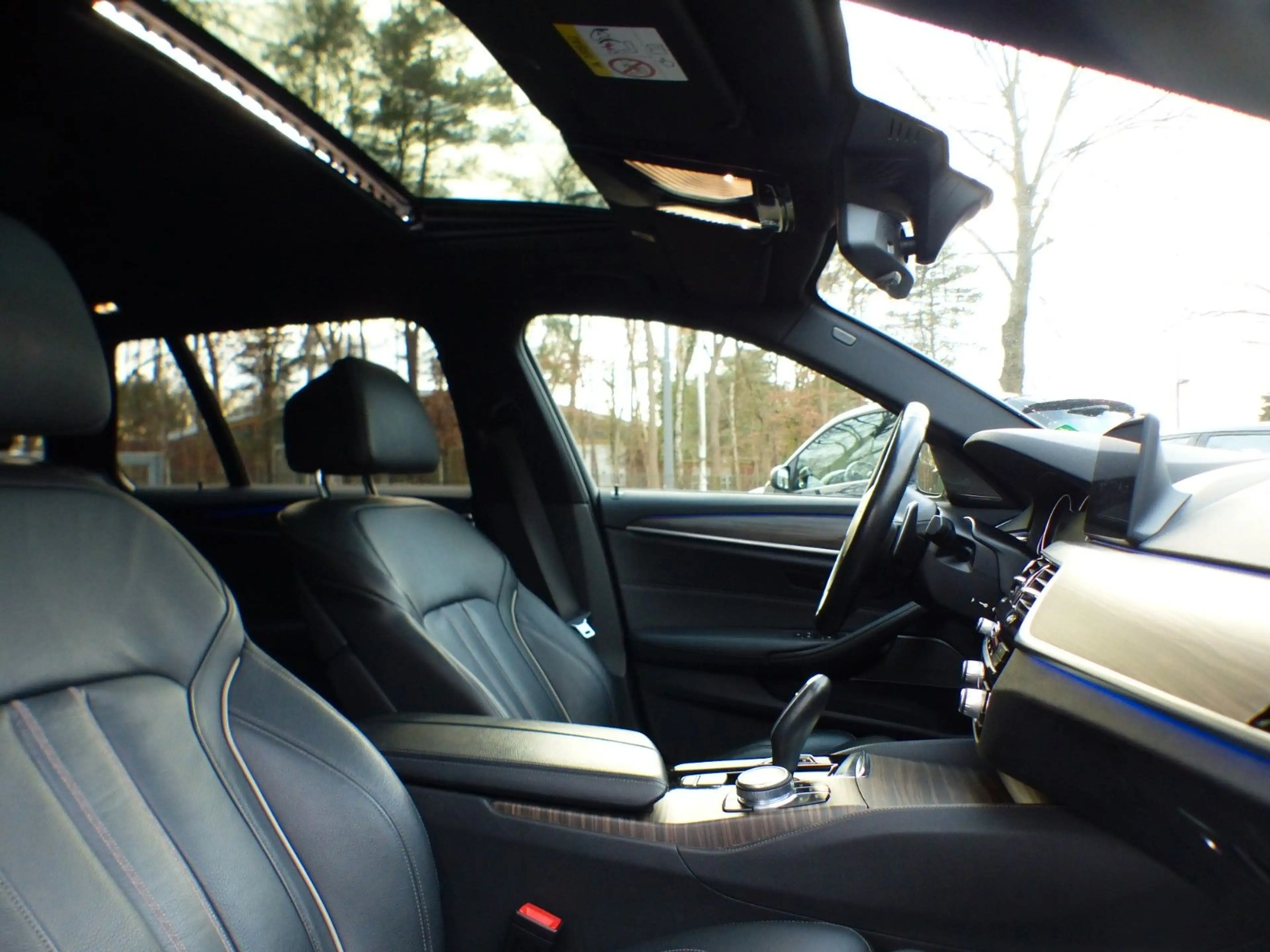 BMW 540 d xDrive M Sport Touring Pano 360Kam LED HK — photo 13