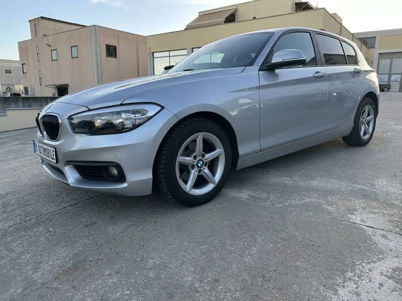 BMW 118