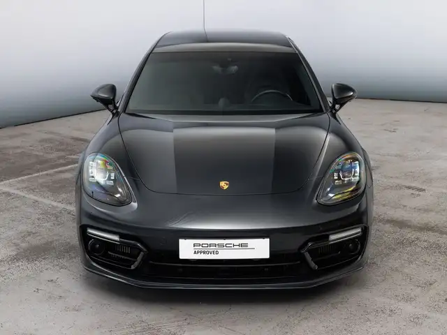 Porsche Panamera view 15
