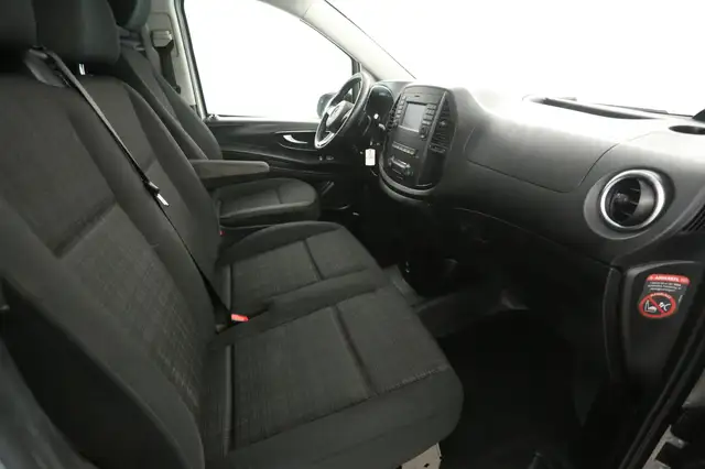 Mercedes-Benz Vito view 24