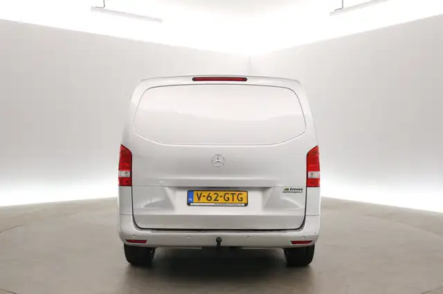 Mercedes-Benz Vito view 28