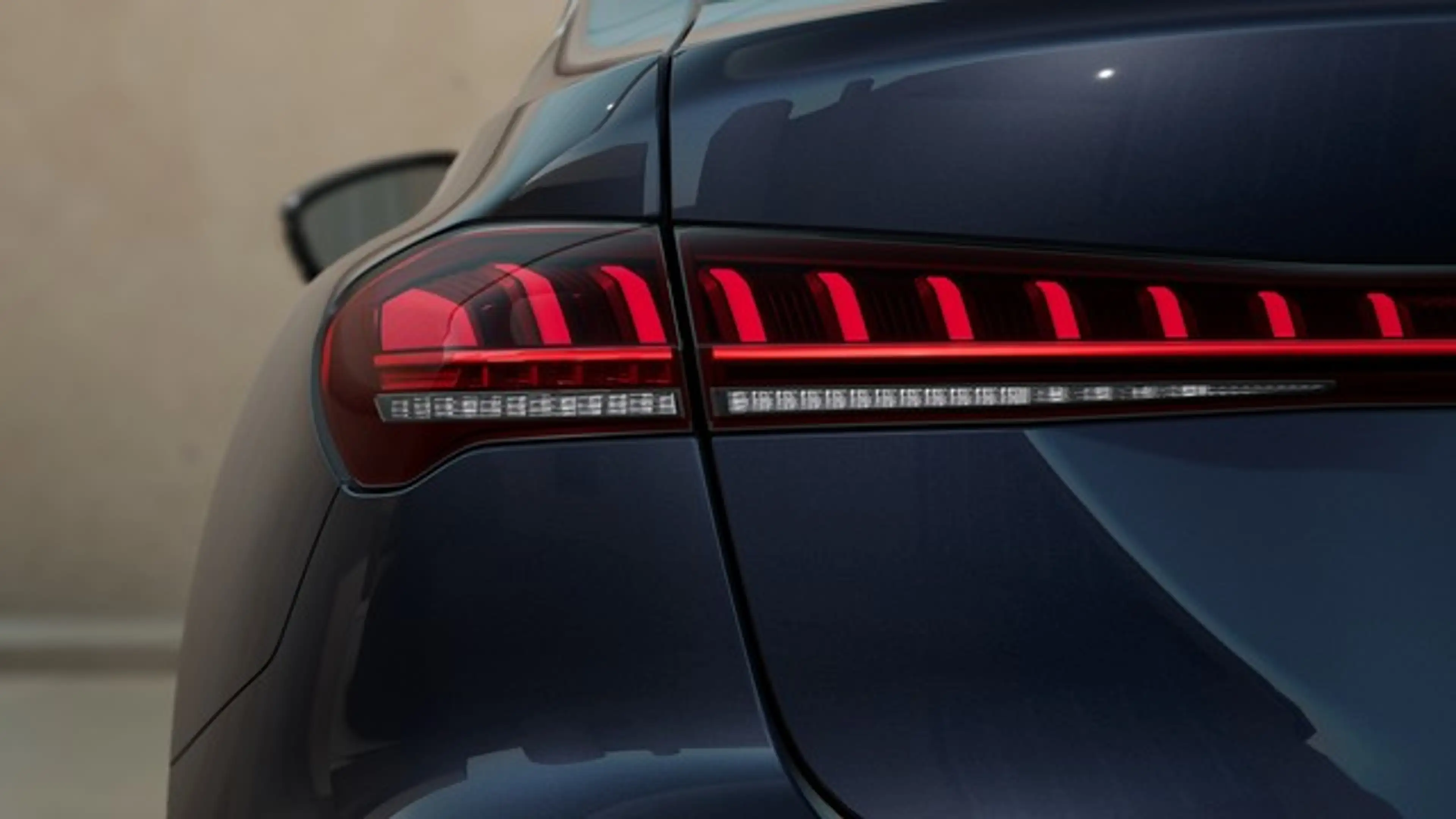 Audi A5 Limousine TDI AHK ACC Matrix LED Navi+ Kamera T... — photo 11