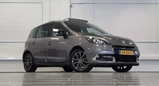Renault Scenic view 2