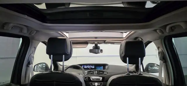 Renault Scenic view 9