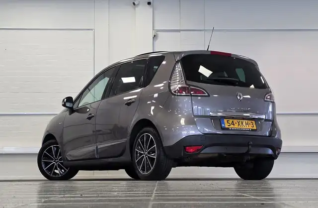 Renault Scenic view 6